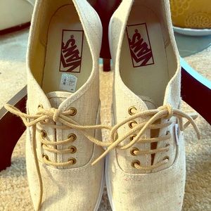 Vans women’s tennis shoes